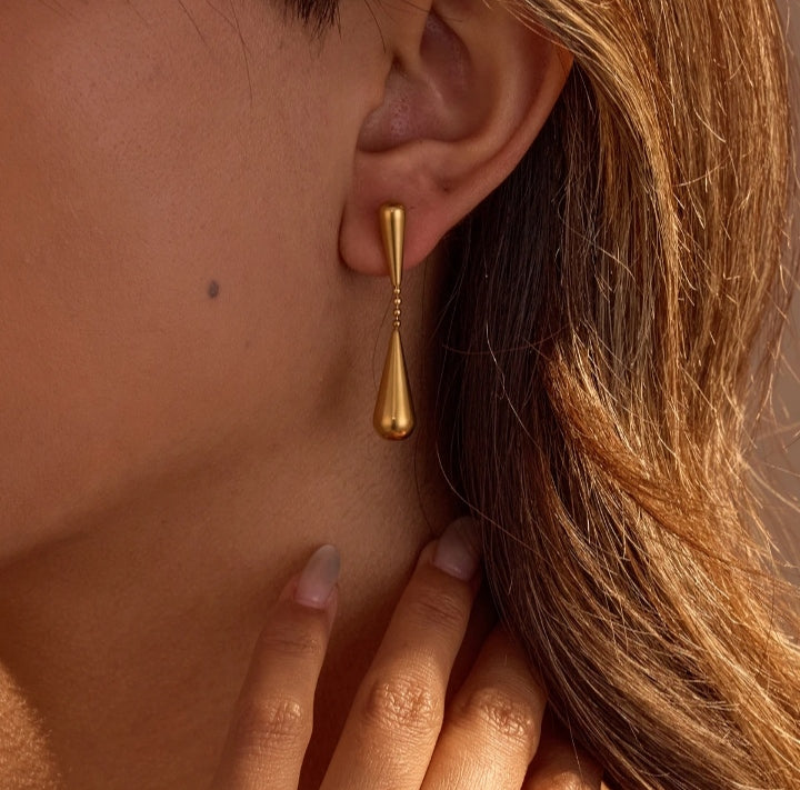Gold Teardrop Dangle Earrings