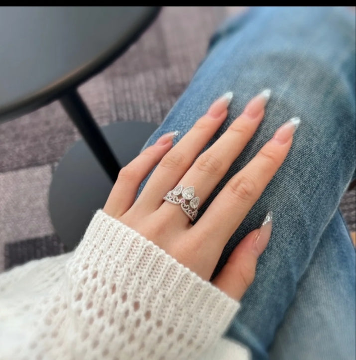 Tiara Ring